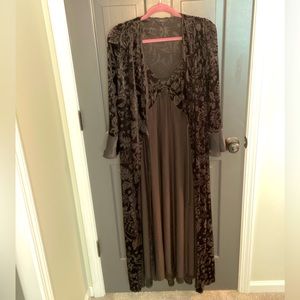 Soma Intimates 2 Piece Black Nightgown with Matching Beaded Robe Black XS